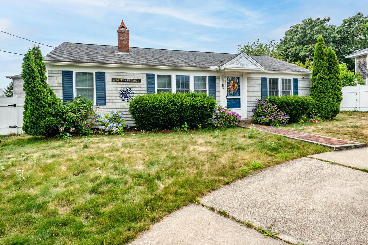 https://bt-photos.global.ssl.fastly.net/capecod/1280_boomver_1_22603618-2.jpg
