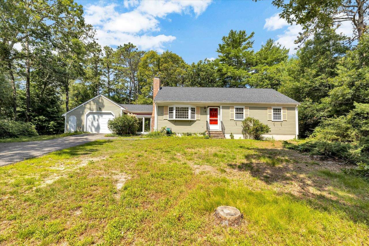 804 Putnam Avenue - Photo 1