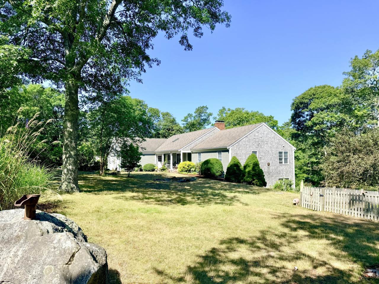 https://bt-photos.global.ssl.fastly.net/capecod/1280_boomver_1_22603665-2.jpg