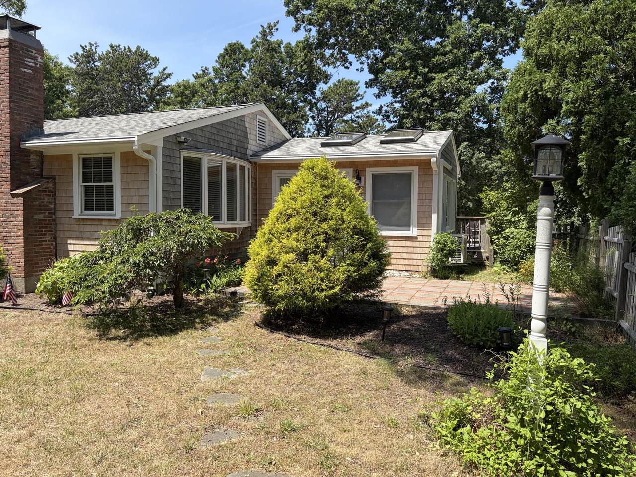 https://bt-photos.global.ssl.fastly.net/capecod/1280_boomver_1_22603714-2.jpg