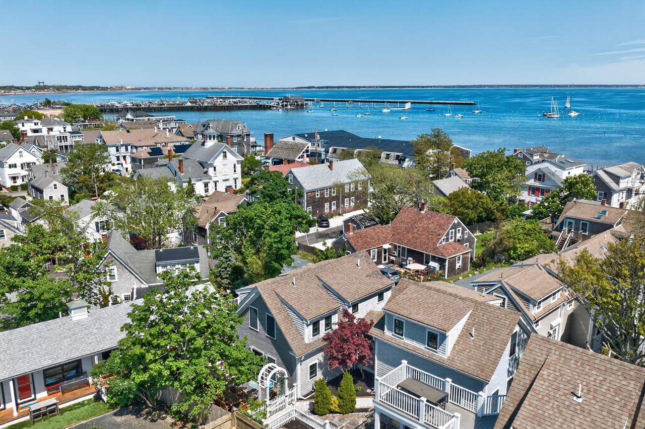 https://bt-photos.global.ssl.fastly.net/capecod/1280_boomver_1_22603721-2.jpg