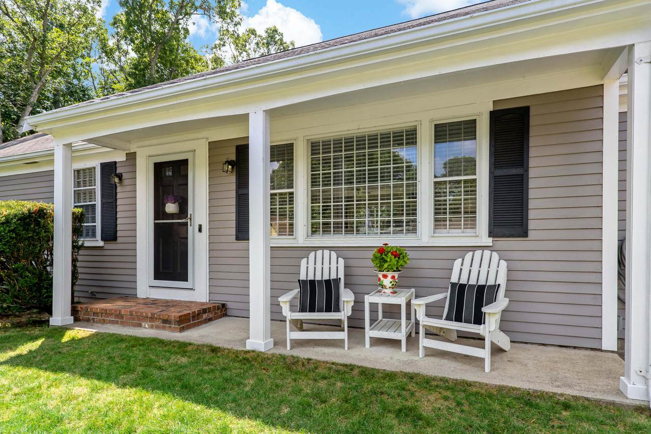 65 Kings Row Drive - Photo 1