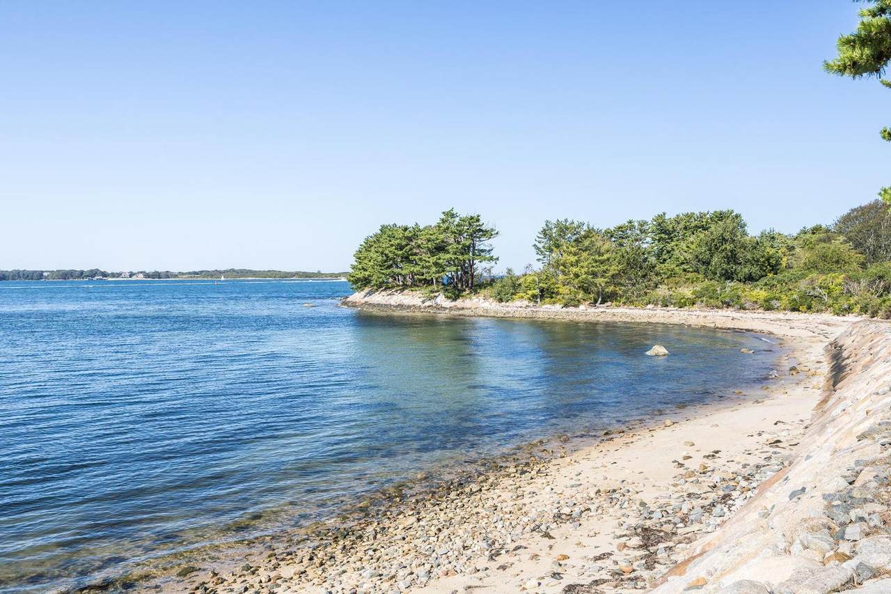 https://bt-photos.global.ssl.fastly.net/capecod/1280_boomver_1_22603752-2.jpg