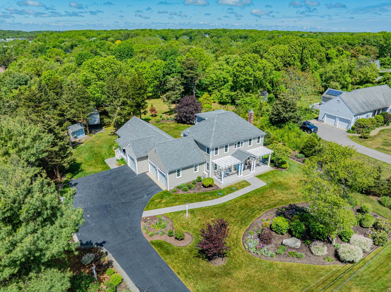 https://bt-photos.global.ssl.fastly.net/capecod/1280_boomver_1_22603785-2.jpg