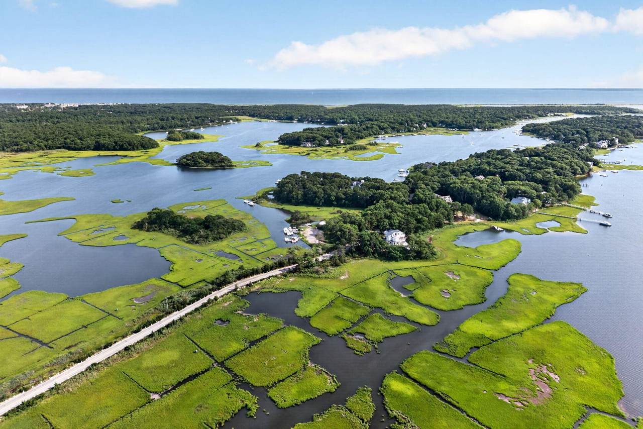https://bt-photos.global.ssl.fastly.net/capecod/1280_boomver_1_22603819-2.jpg