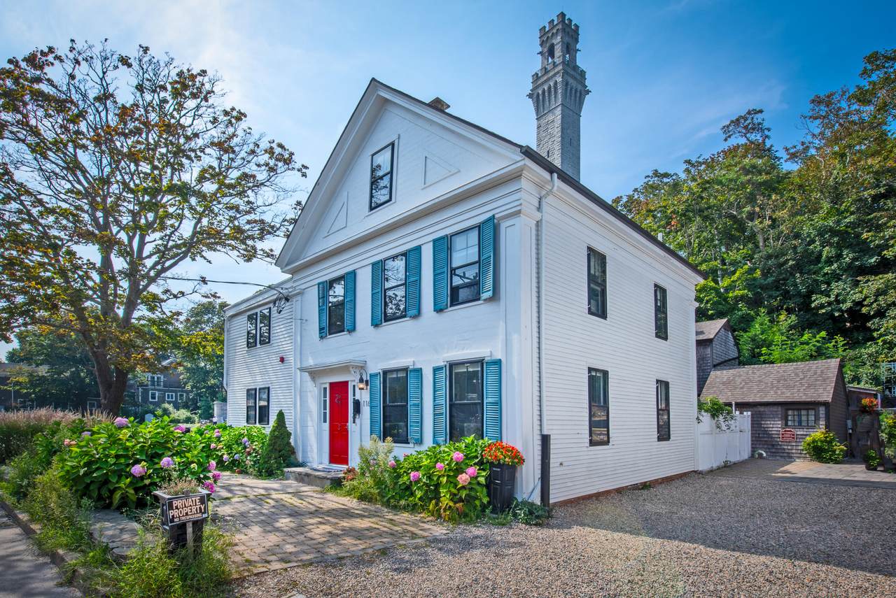 116 Bradford Street - Photo 1