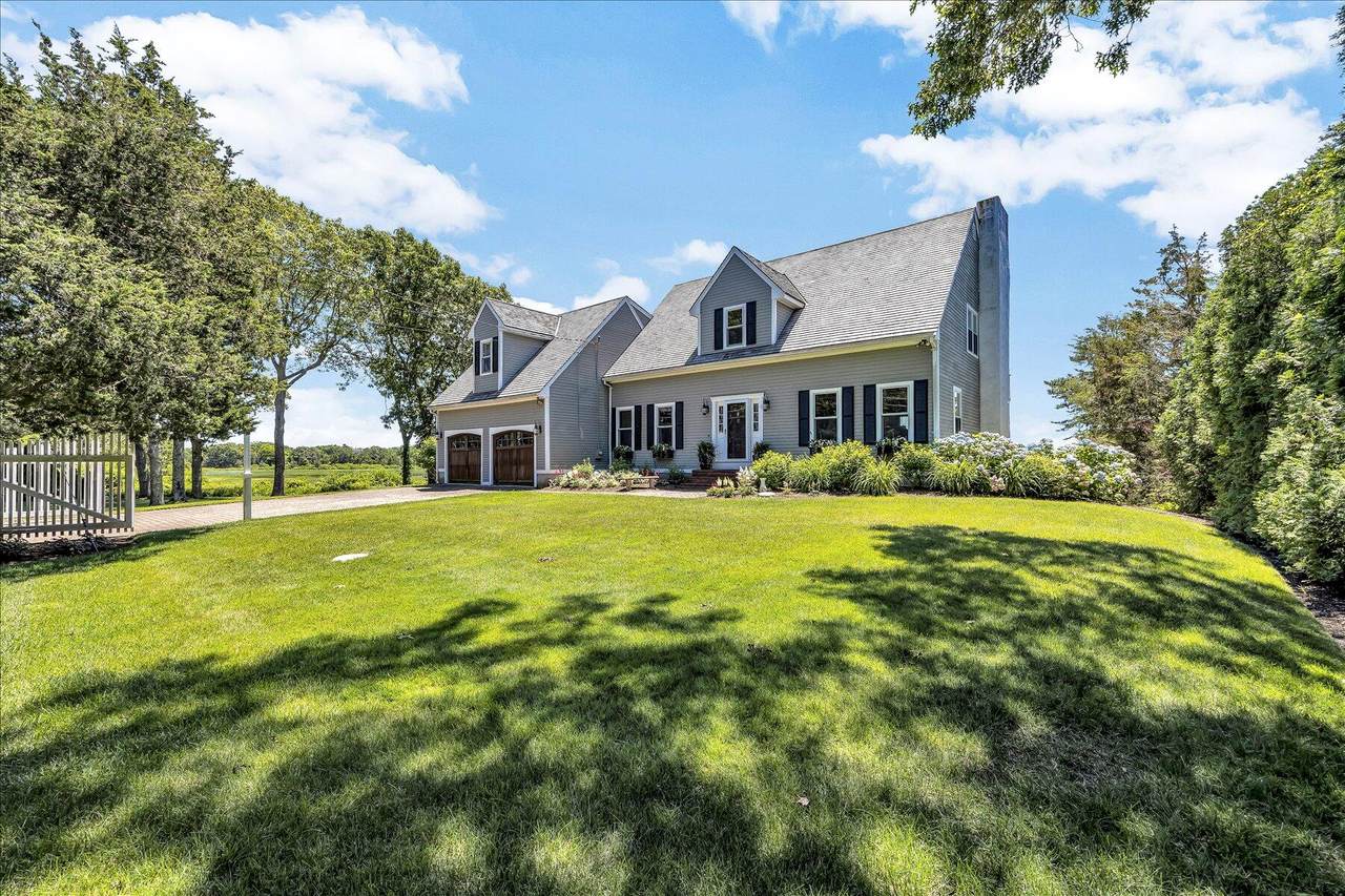 https://bt-photos.global.ssl.fastly.net/capecod/1280_boomver_1_22603980-2.jpg