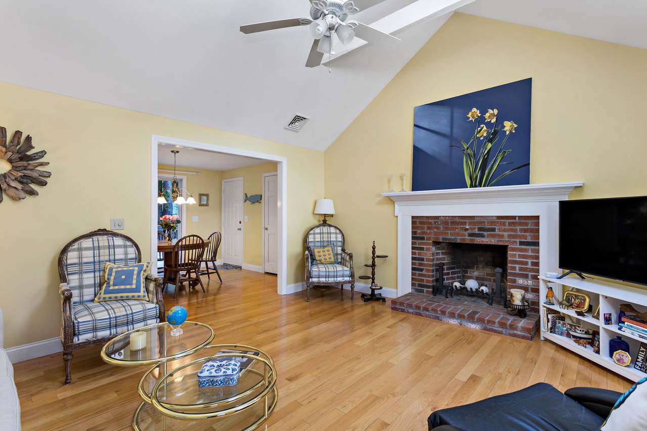 https://bt-photos.global.ssl.fastly.net/capecod/1280_boomver_1_22604019-2.jpg