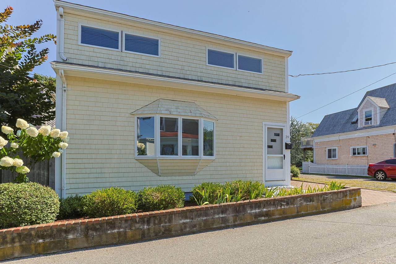 https://bt-photos.global.ssl.fastly.net/capecod/1280_boomver_1_22604077-2.jpg