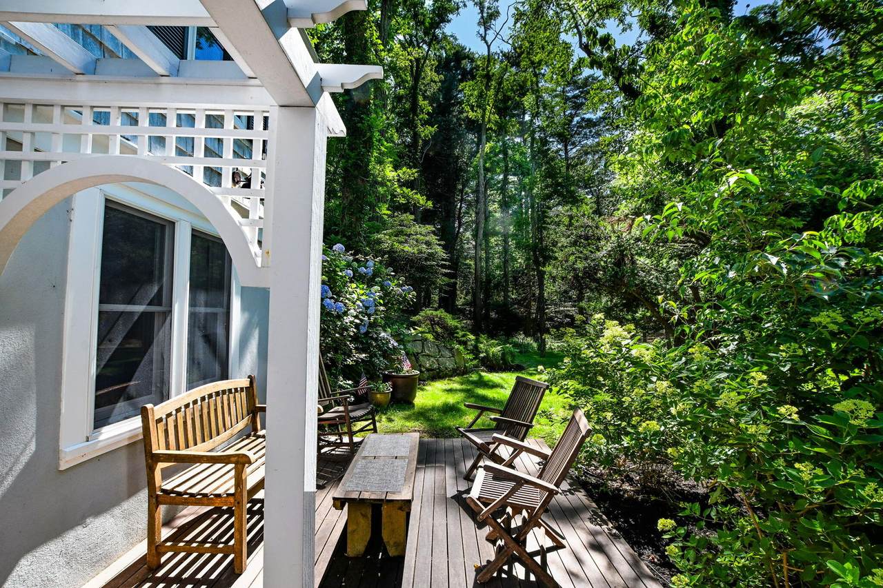 https://bt-photos.global.ssl.fastly.net/capecod/1280_boomver_1_22604099-2.jpg