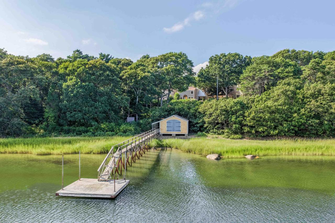 https://bt-photos.global.ssl.fastly.net/capecod/1280_boomver_1_22604121-2.jpg