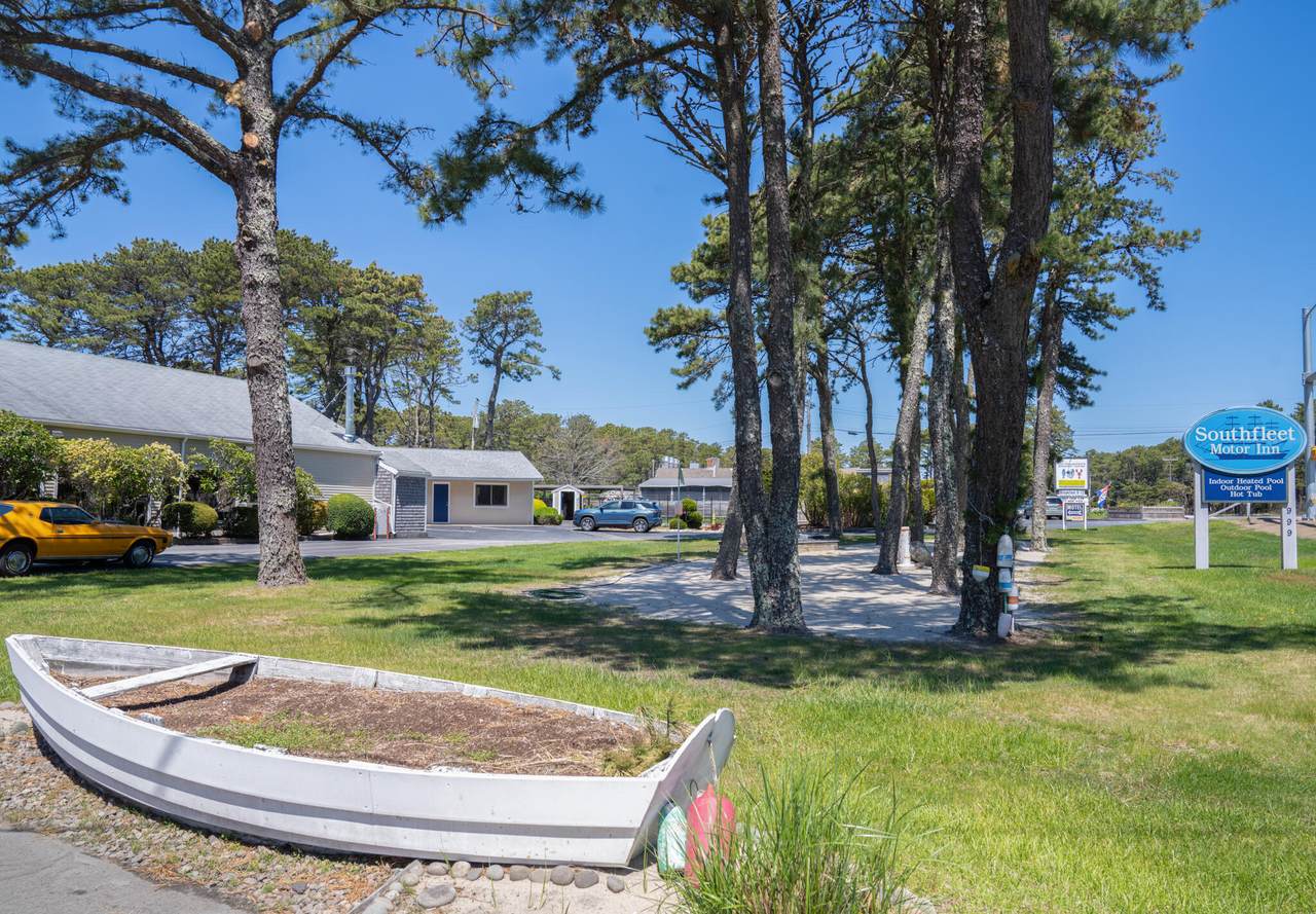 https://bt-photos.global.ssl.fastly.net/capecod/1280_boomver_1_22604159-2.jpg