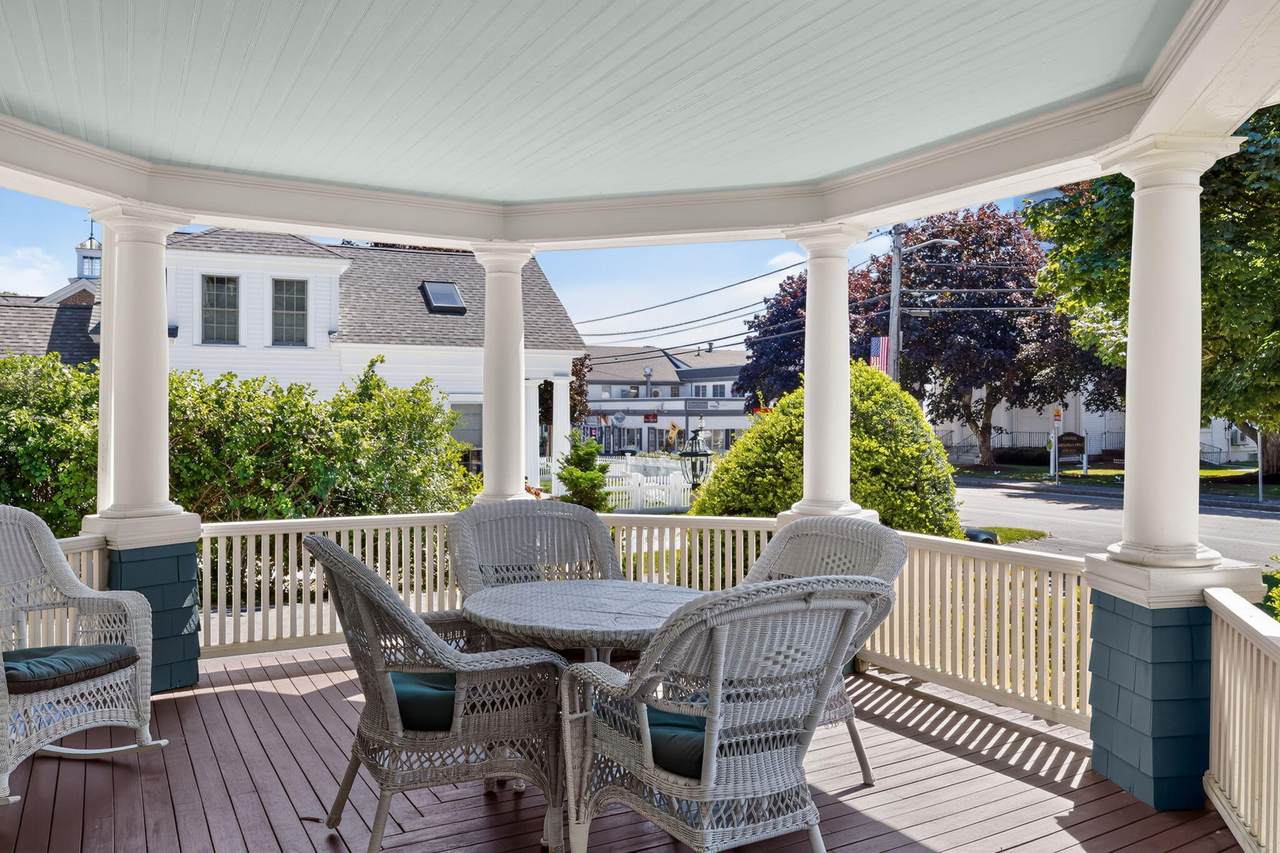https://bt-photos.global.ssl.fastly.net/capecod/1280_boomver_1_22604273-2.jpg