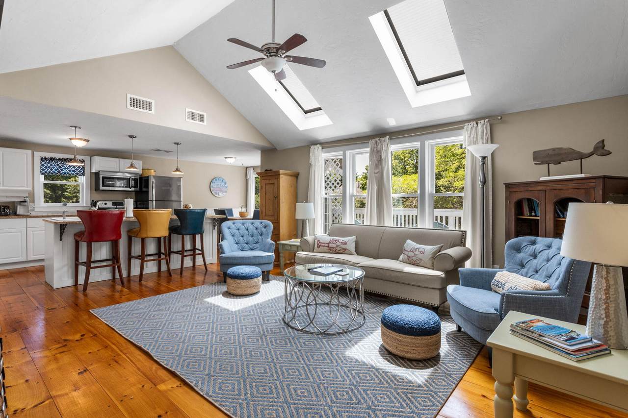 216 Orleans Road - Photo 1
