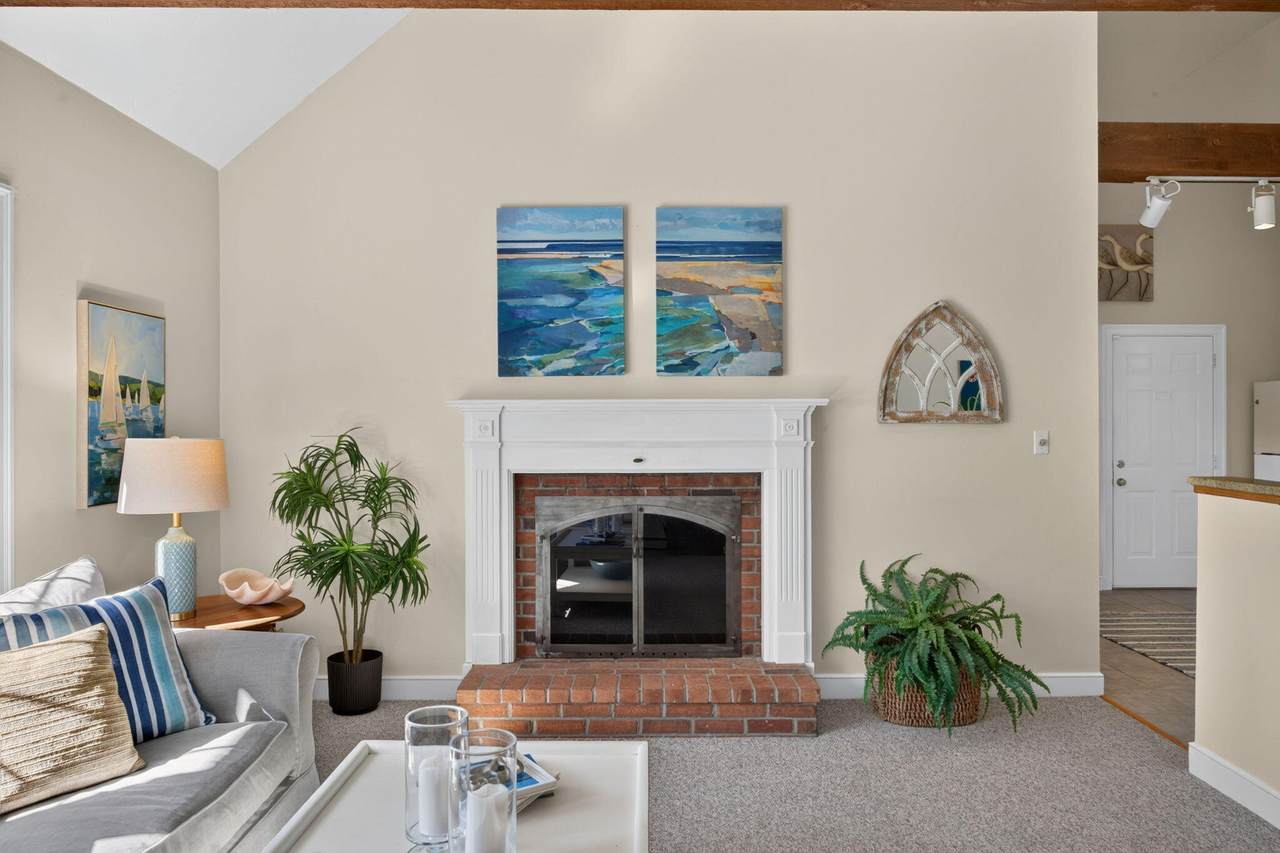 https://bt-photos.global.ssl.fastly.net/capecod/1280_boomver_2_22604296-2.jpg