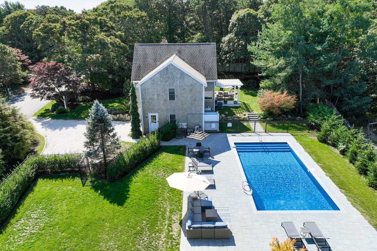 https://bt-photos.global.ssl.fastly.net/capecod/1280_boomver_1_22604302-2.jpg