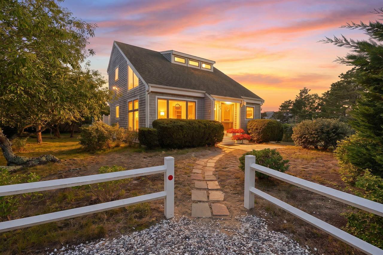 https://bt-photos.global.ssl.fastly.net/capecod/1280_boomver_1_22604344-2.jpg