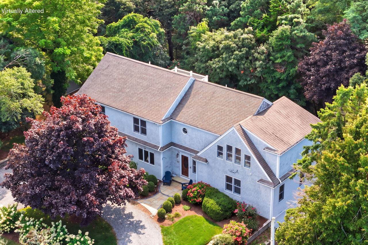 20 Circle Drive - Photo 1