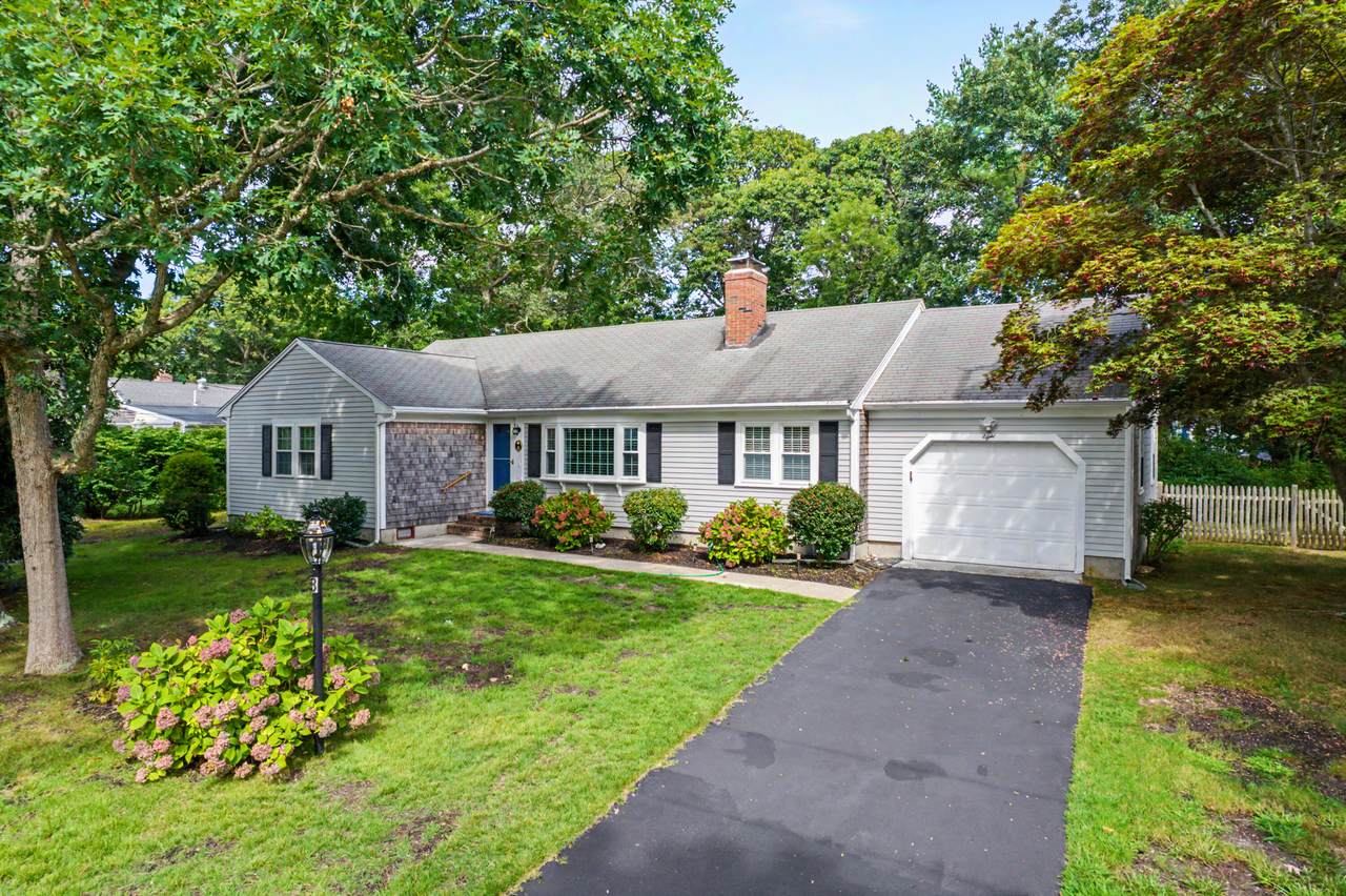 8 Gold Finch Lane - Photo 1