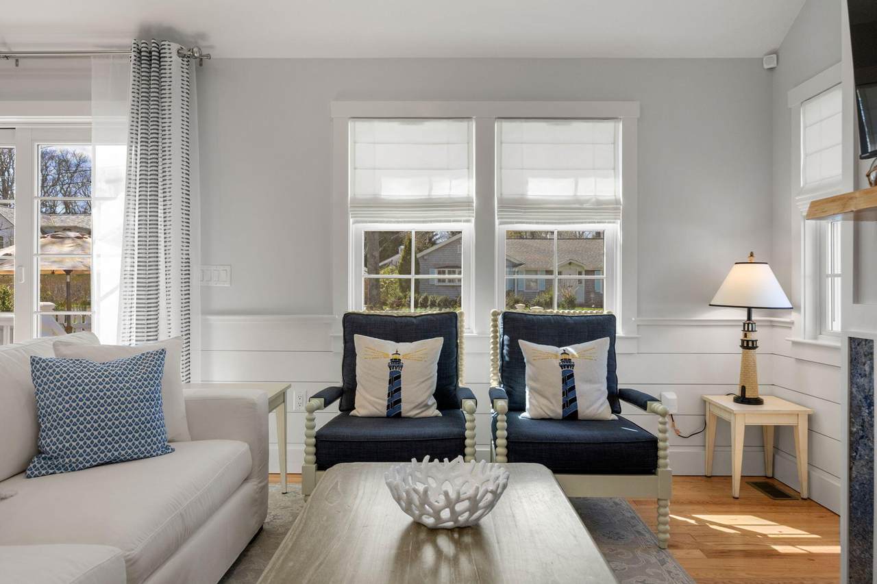 https://bt-photos.global.ssl.fastly.net/capecod/1280_boomver_1_22604395-2.jpg