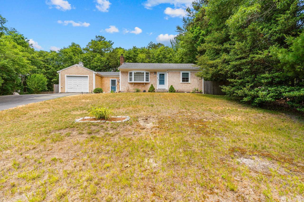 25 Donegal Circle - Photo 1