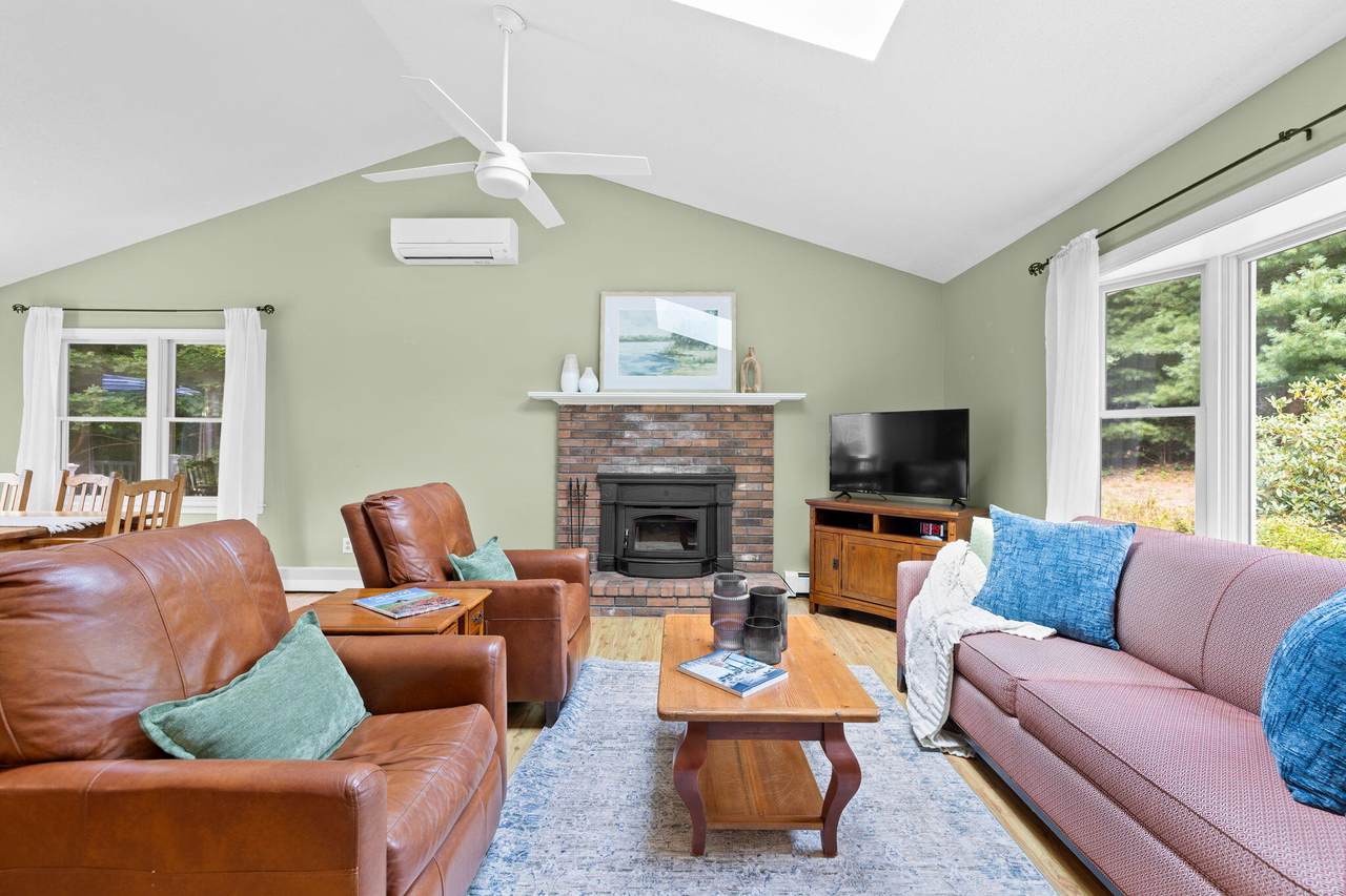 https://bt-photos.global.ssl.fastly.net/capecod/1280_boomver_1_22604502-2.jpg
