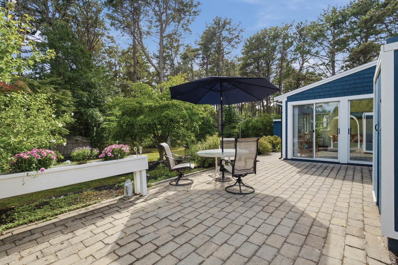https://bt-photos.global.ssl.fastly.net/capecod/1280_boomver_1_22604552-2.jpg