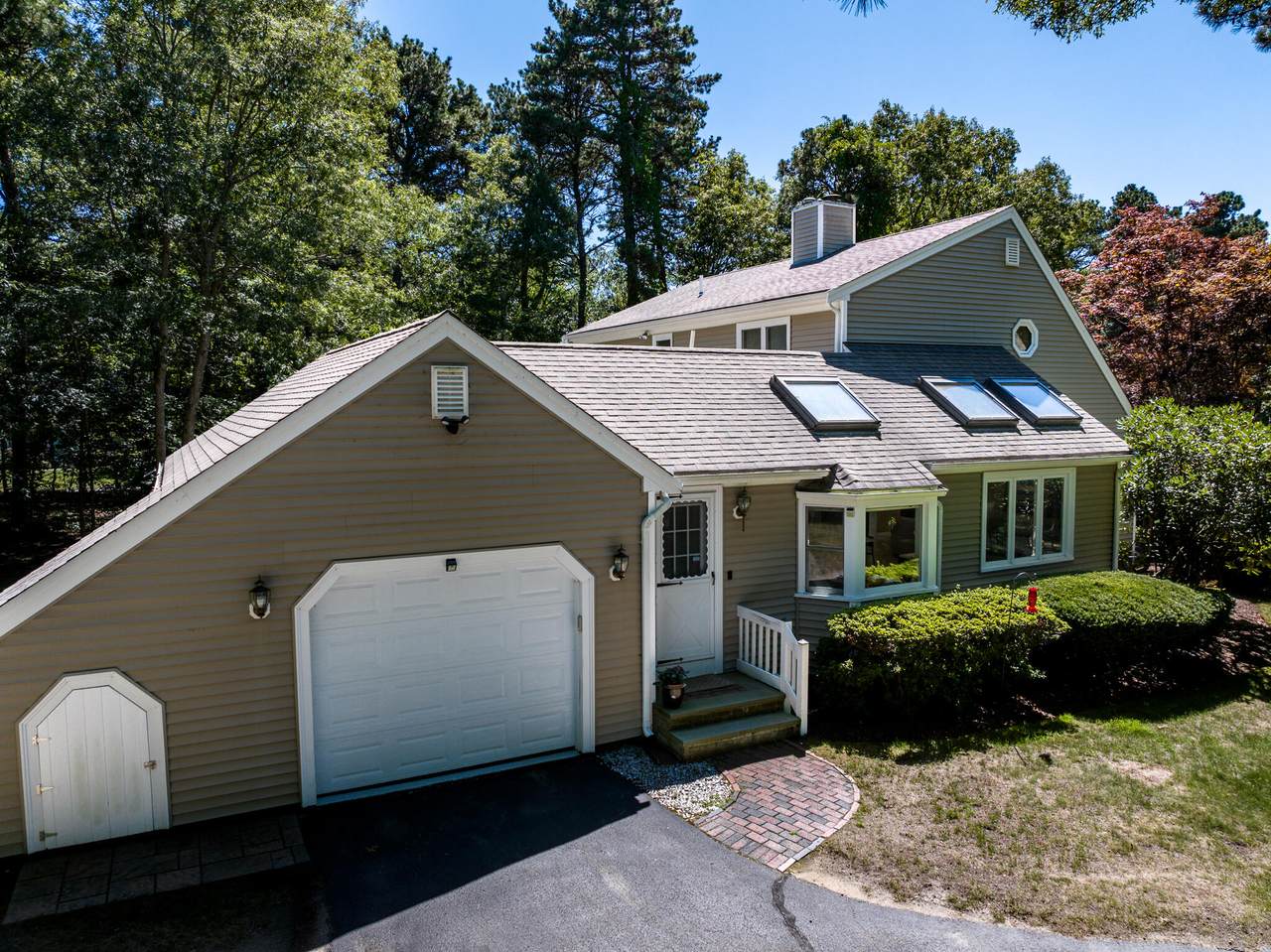 https://bt-photos.global.ssl.fastly.net/capecod/1280_boomver_1_22604556-2.jpg