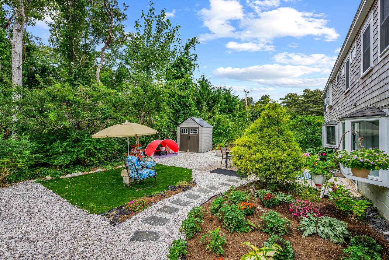 https://bt-photos.global.ssl.fastly.net/capecod/1280_boomver_1_22604561-2.jpg
