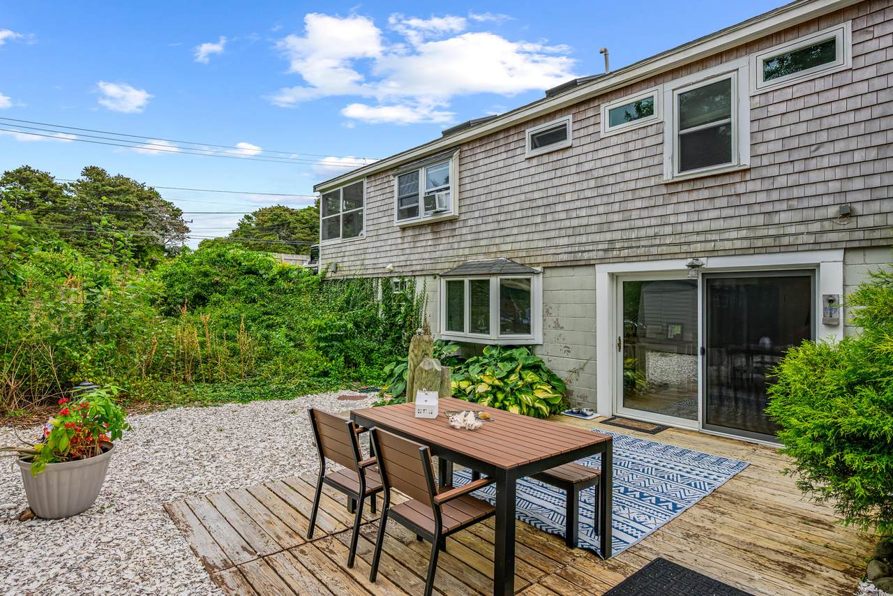 https://bt-photos.global.ssl.fastly.net/capecod/1280_boomver_1_22604561-2.jpg