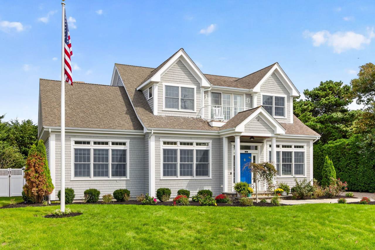 65 Harbor View Road - Photo 1