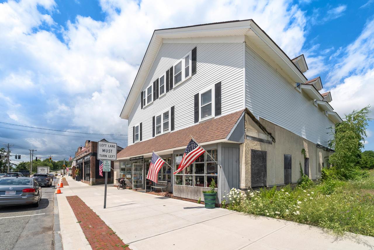 61 Main Street - Photo 1
