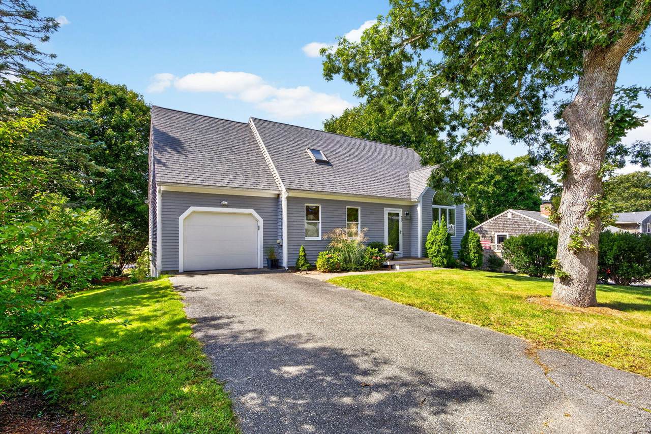 https://bt-photos.global.ssl.fastly.net/capecod/1280_boomver_1_22604725-2.jpg