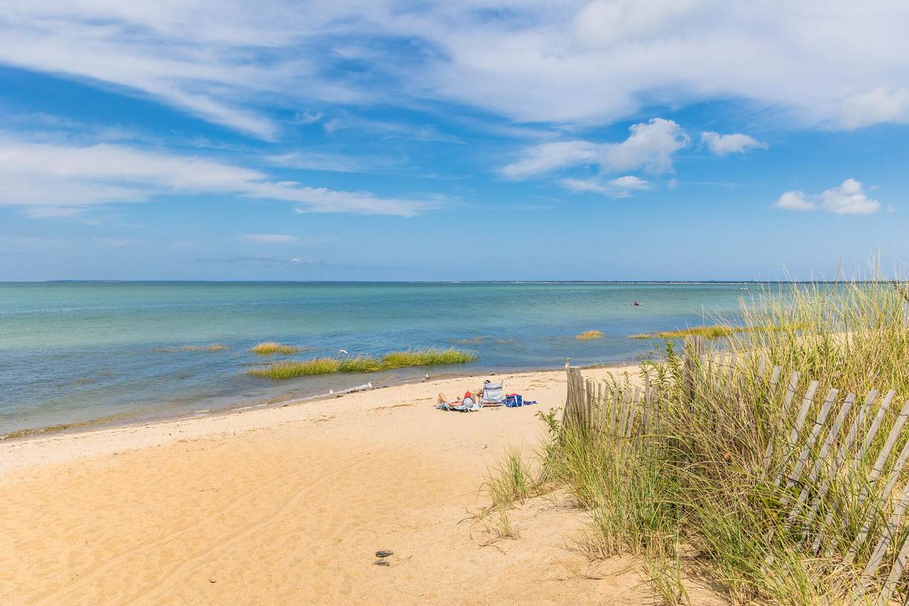 https://bt-photos.global.ssl.fastly.net/capecod/1280_boomver_1_22604747-2.jpg