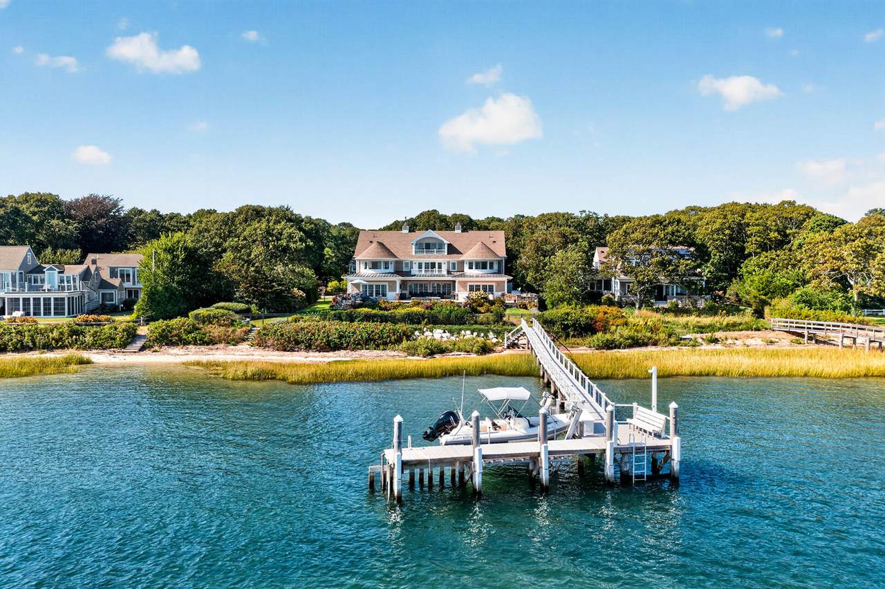 https://bt-photos.global.ssl.fastly.net/capecod/1280_boomver_1_22604811-2.jpg