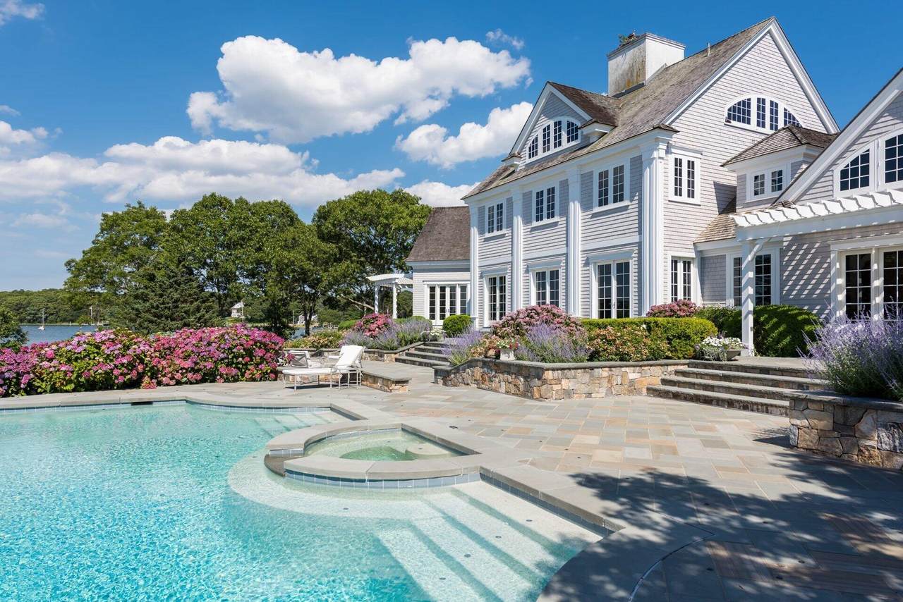 https://bt-photos.global.ssl.fastly.net/capecod/1280_boomver_1_22604836-2.jpg