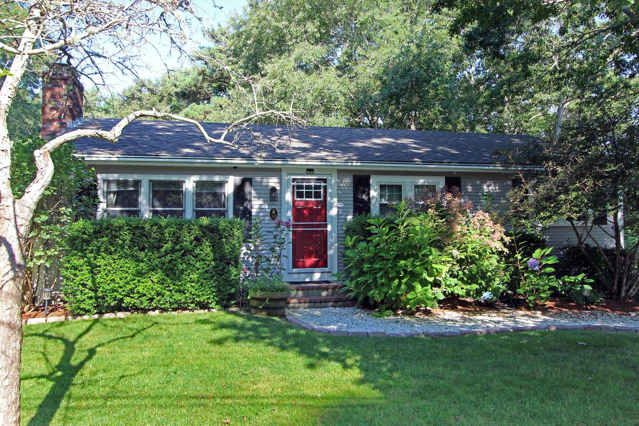 10 Clement Street - Photo 1
