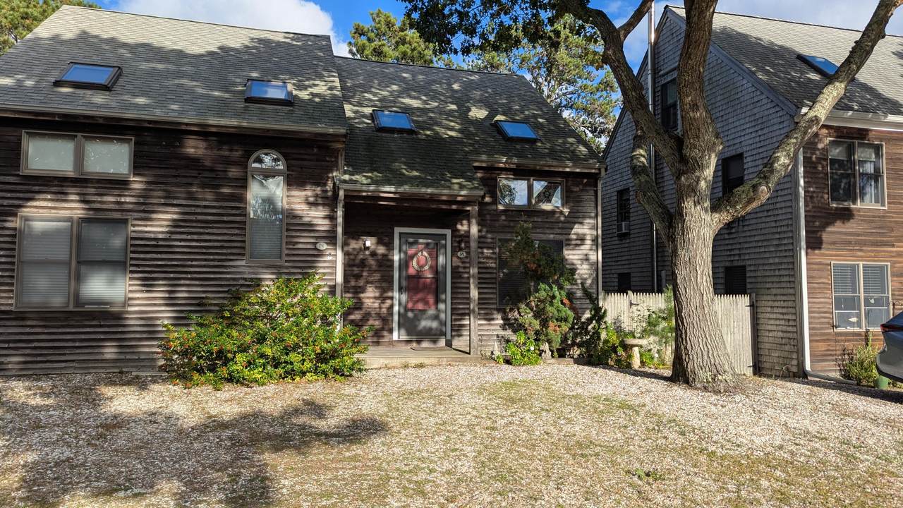 10 Seashore Park Drive - Photo 1