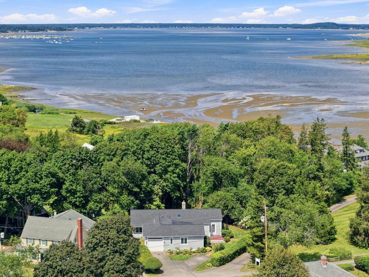 https://bt-photos.global.ssl.fastly.net/capecod/1280_boomver_1_22604976-2.jpg