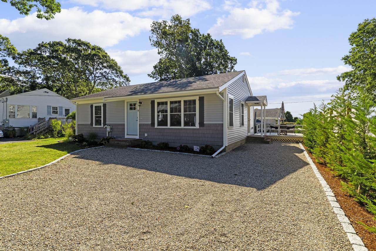 https://bt-photos.global.ssl.fastly.net/capecod/1280_boomver_1_22604985-2.jpg