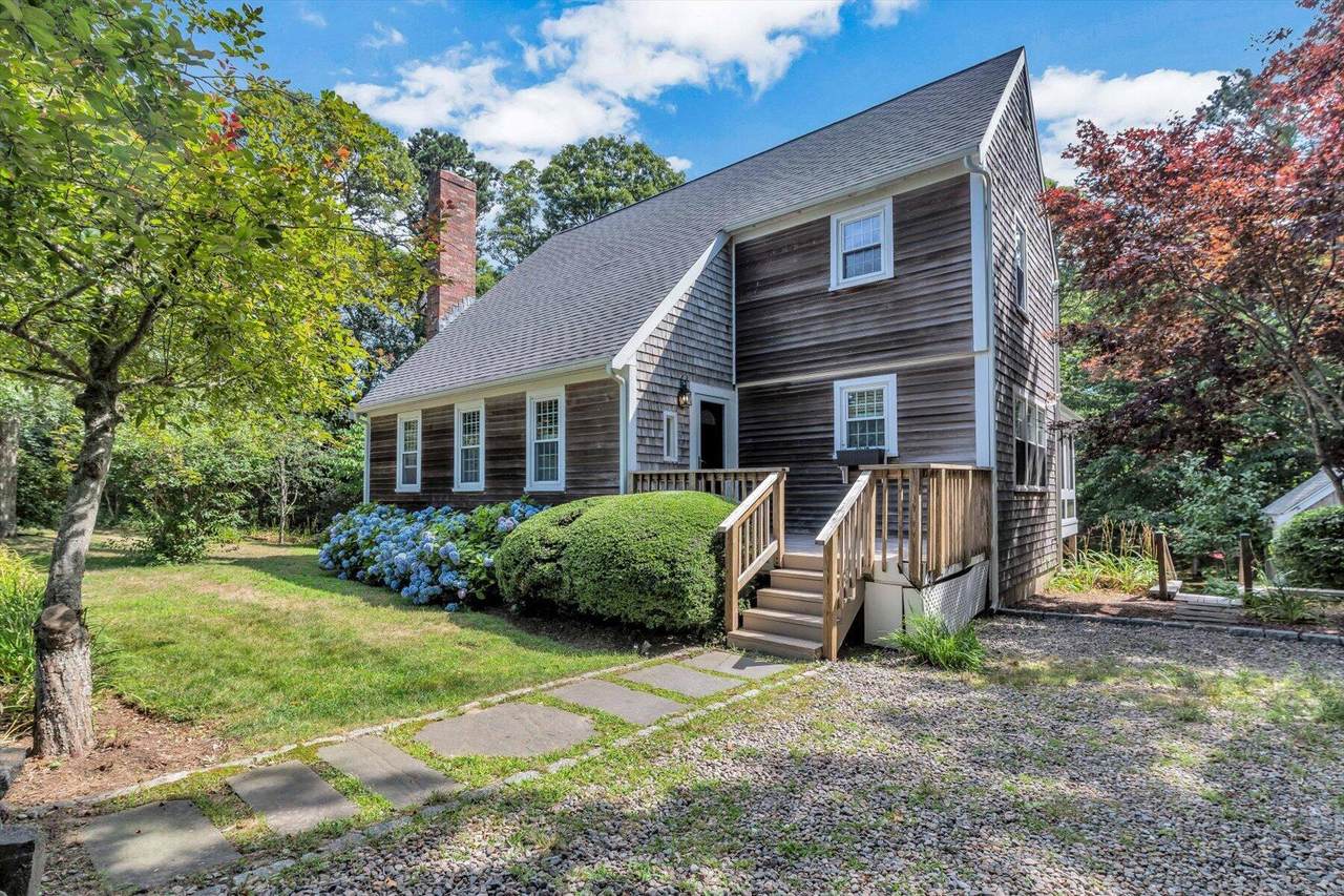 51 Tracy Lane - Photo 1
