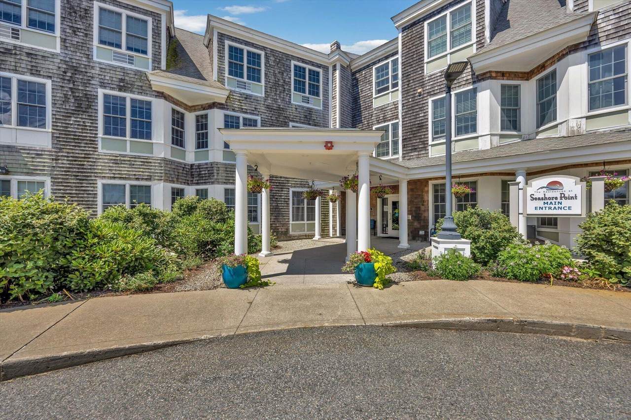 100 Alden Street - Photo 1