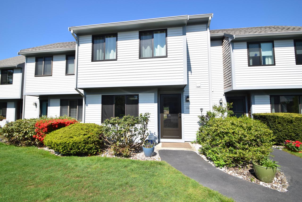 111 Crescent Lane - Photo 1
