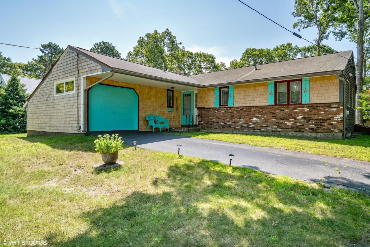 23 Joyce Street - Photo 1