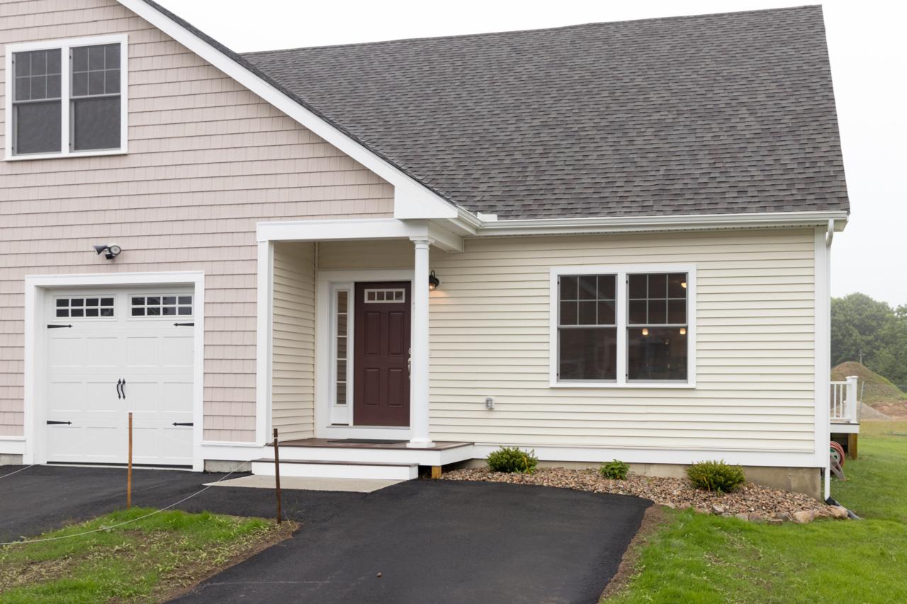 637 Gifford Street - Photo 1