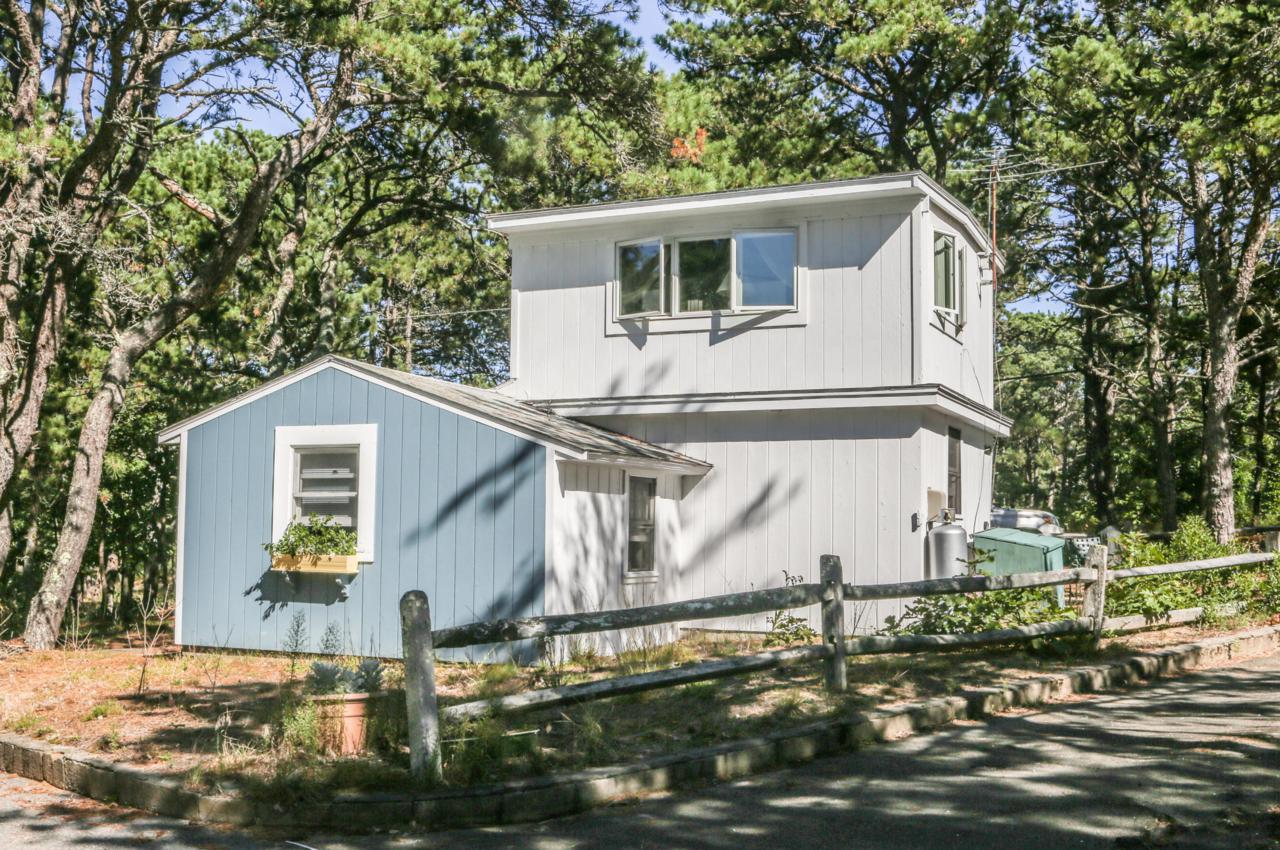 15 Massasoit Road - Photo 1