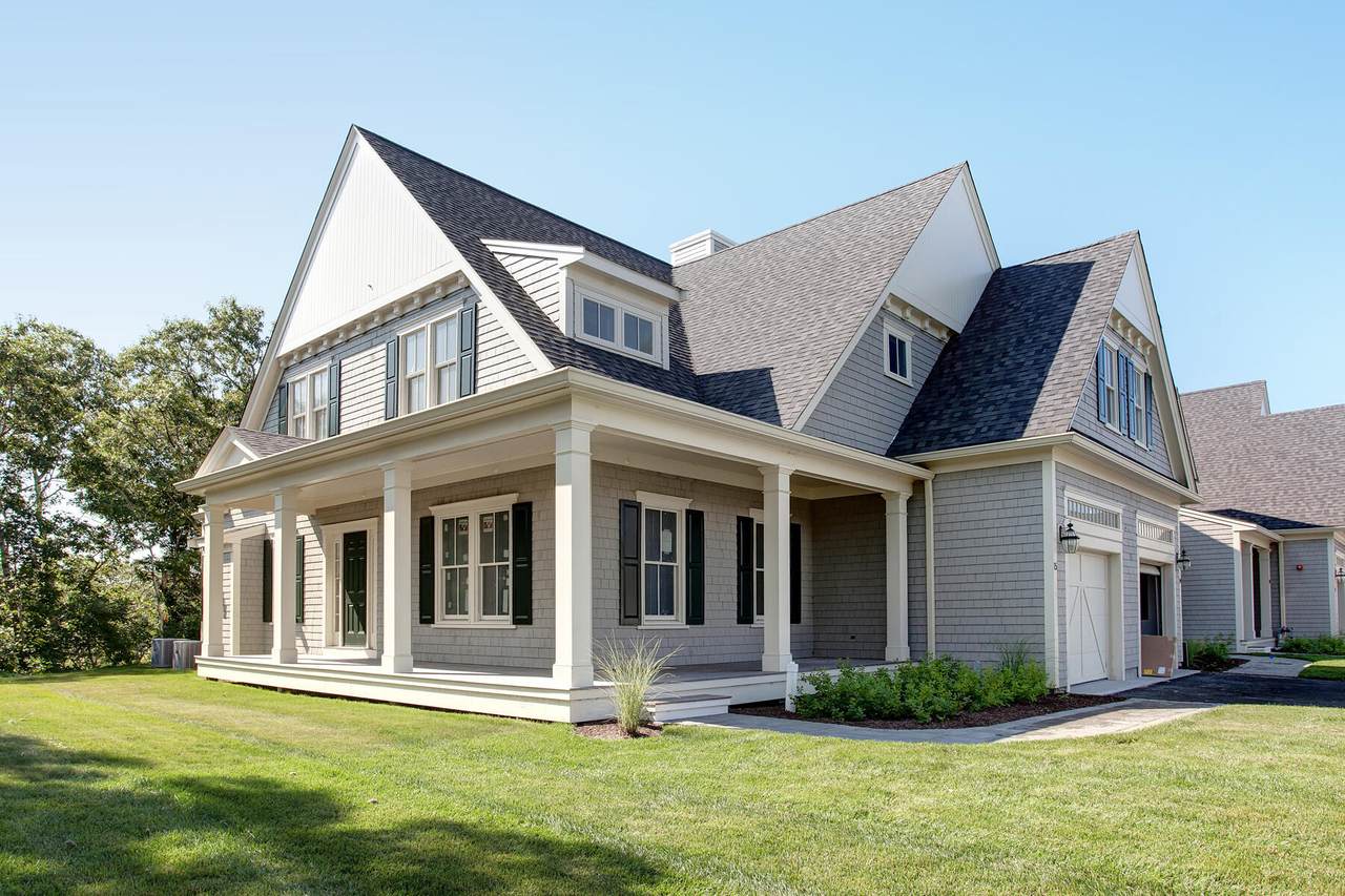 1090 Shore Road - Photo 1