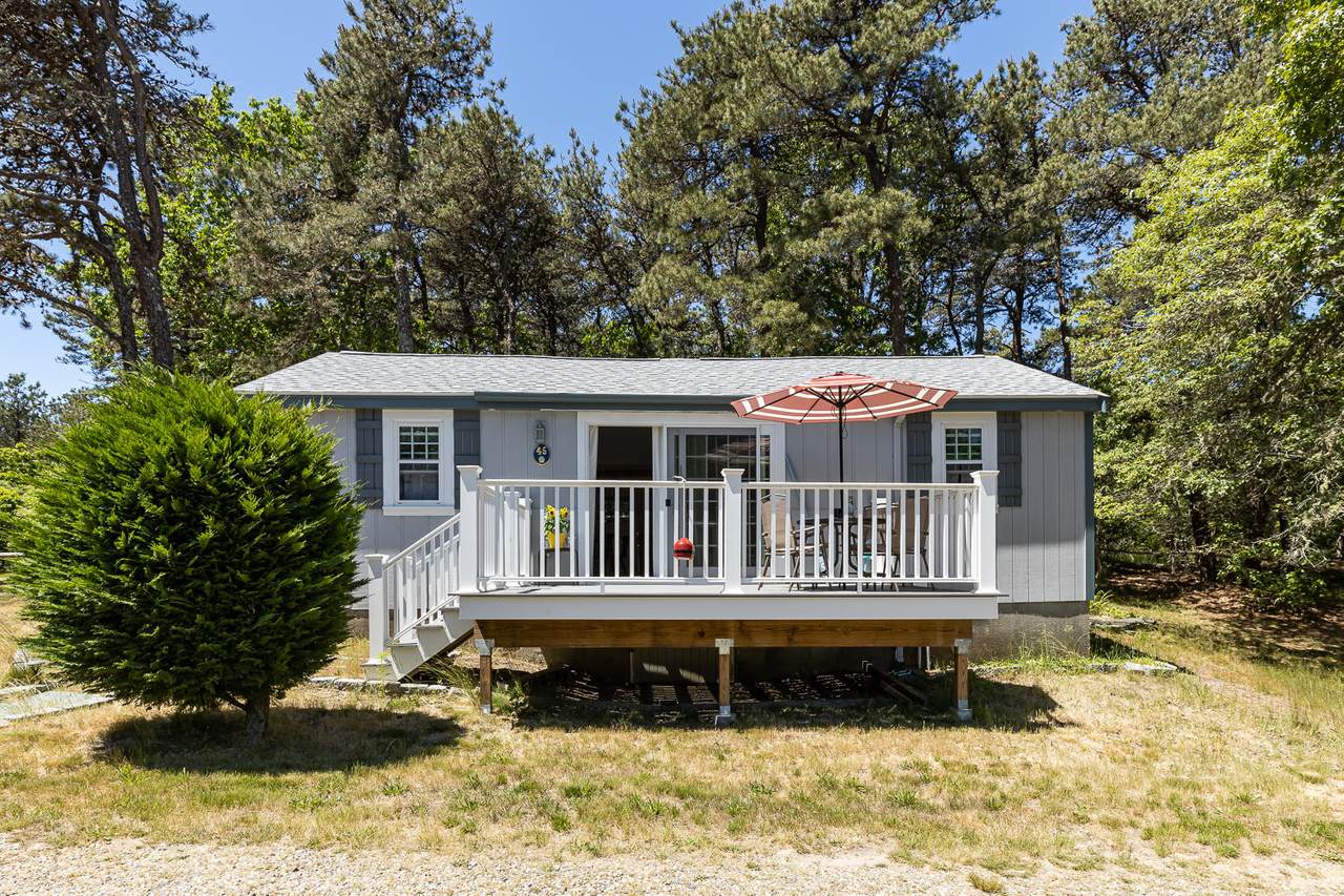 7 Great Hollow Rd - Photo 1