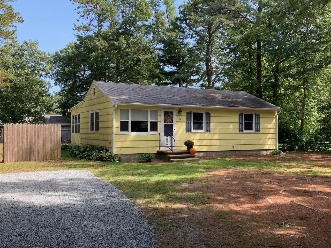 74 Barberry Lane - Photo 1