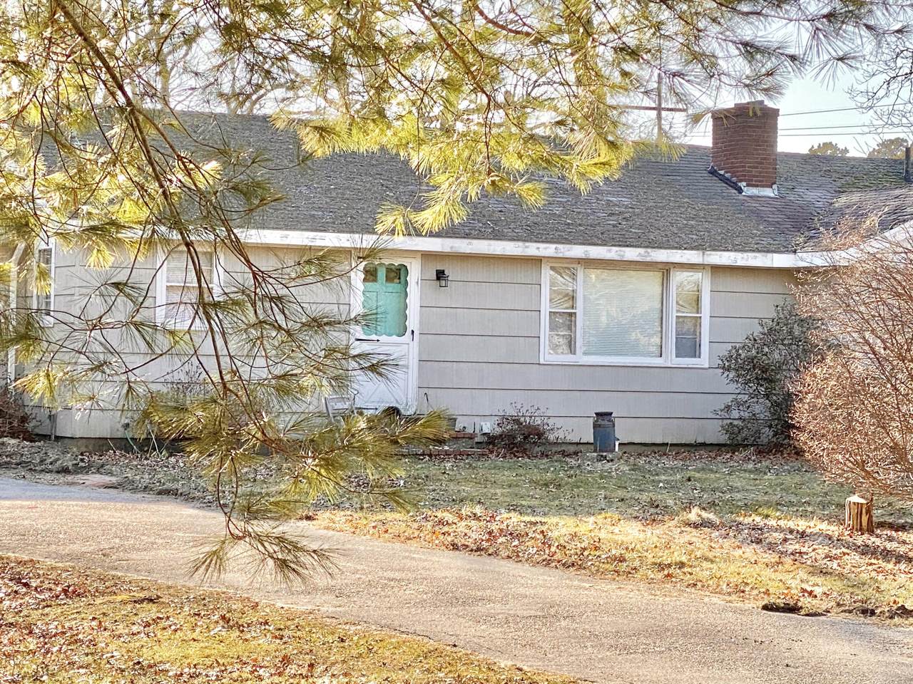 18 Greenbriar Lane - Photo 1